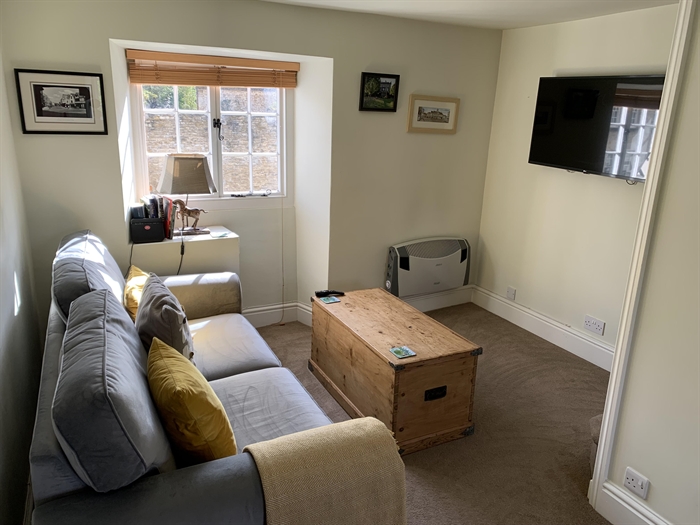 SittingRoomAngelCottage80191
