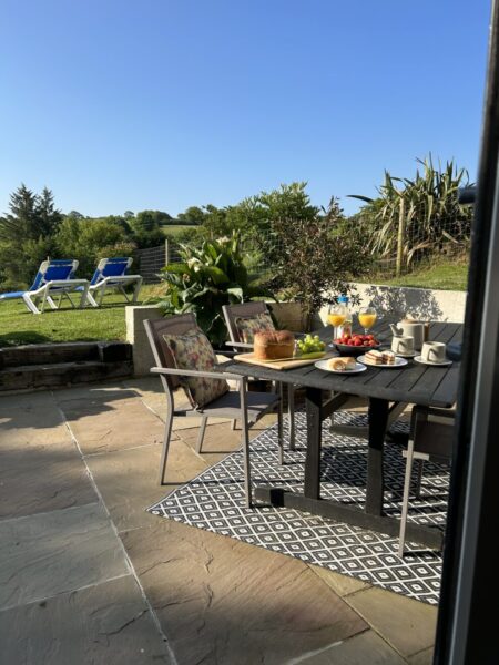 The Barn IMG 0438Dogs welcome SW Cornwall Holiday Accommodation 450x600