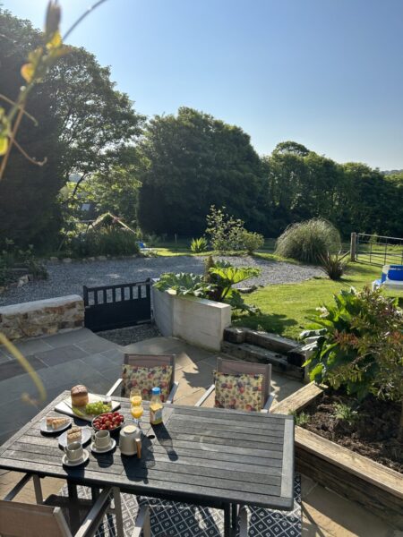 The Barn IMG 0440Dogs welcome SW Cornwall Holiday Accommodation 450x600