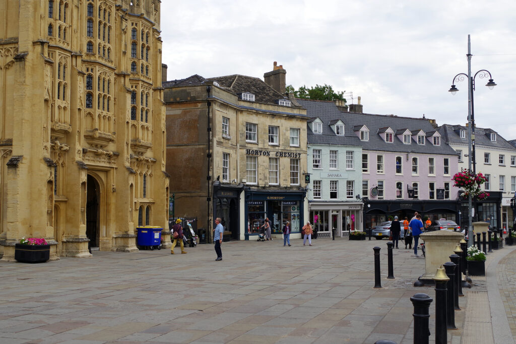 Cirencester market square
