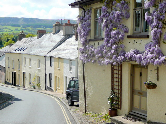 Crickhowell town centre