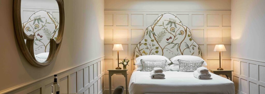 Stables cottage banner